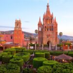 Mendoza: Entre Viñedos y Montañas